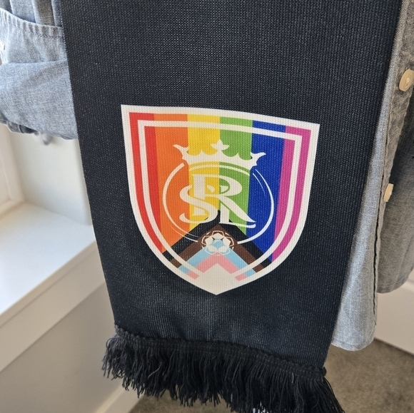 REAL SALT LAKE SOCCER RAINBOW SCARF LIMITED EDITION PRIDE FRINGE REVERSIBLE OS - Picture 7 of 16